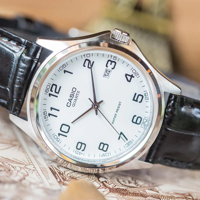 Casio MTP-1183E-7B – Montre Homme Cuir Cadran Blanc