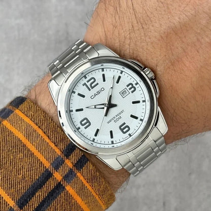 Casio MTP-1314D-7AVDF – Montre Homme Acier Inoxydable Argent
