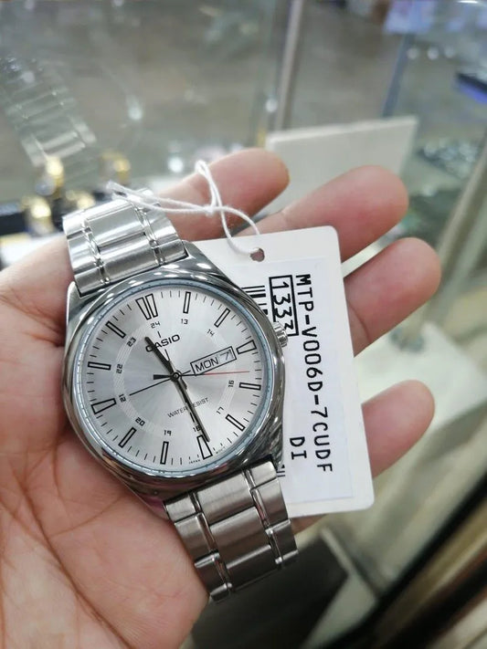 Casio MTP-V006D-7C – Montre Homme Acier Inoxydable Blanc Classique